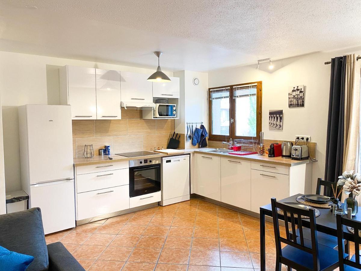 Luxueux Appartement Evry Centre - Parking - Rer A 10 Min Courcouronnes Εξωτερικό φωτογραφία